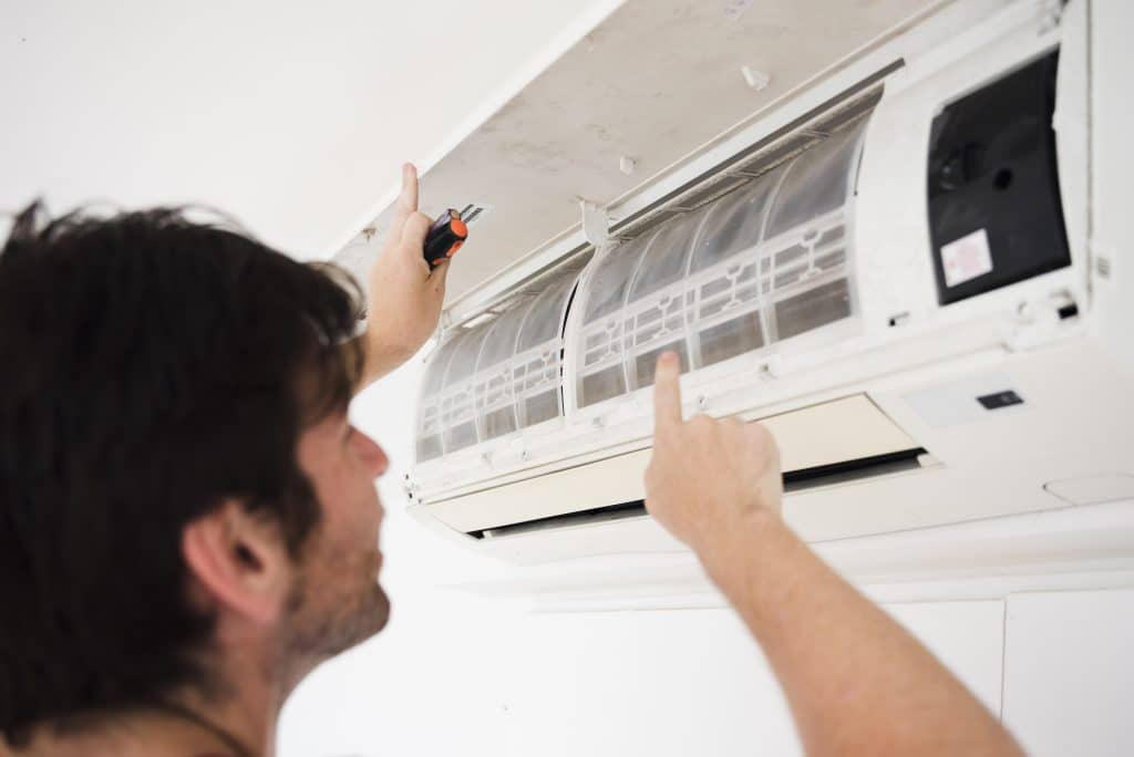 About Us - Maxichill Air Conditioning Gold Coast Services